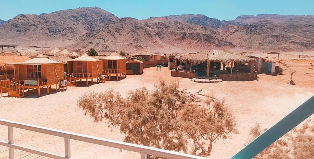 Hotel Half Moon Camp Taba Exterior foto