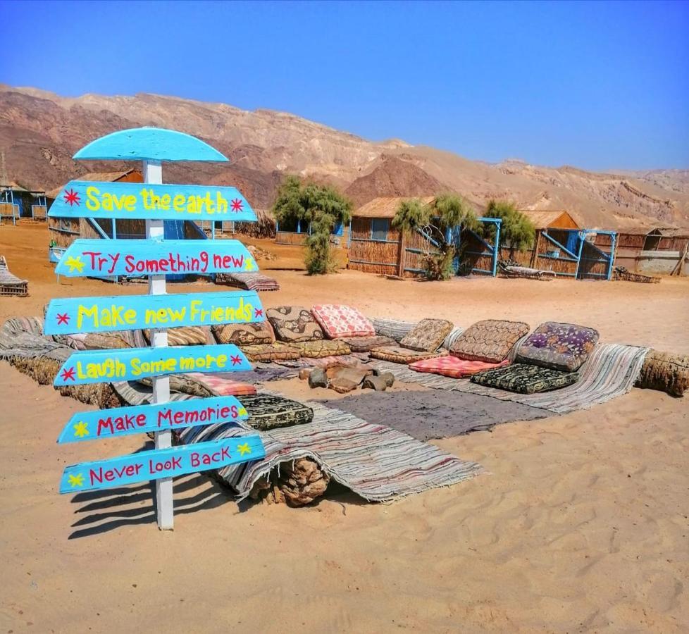 Hotel Half Moon Camp Taba Exterior foto